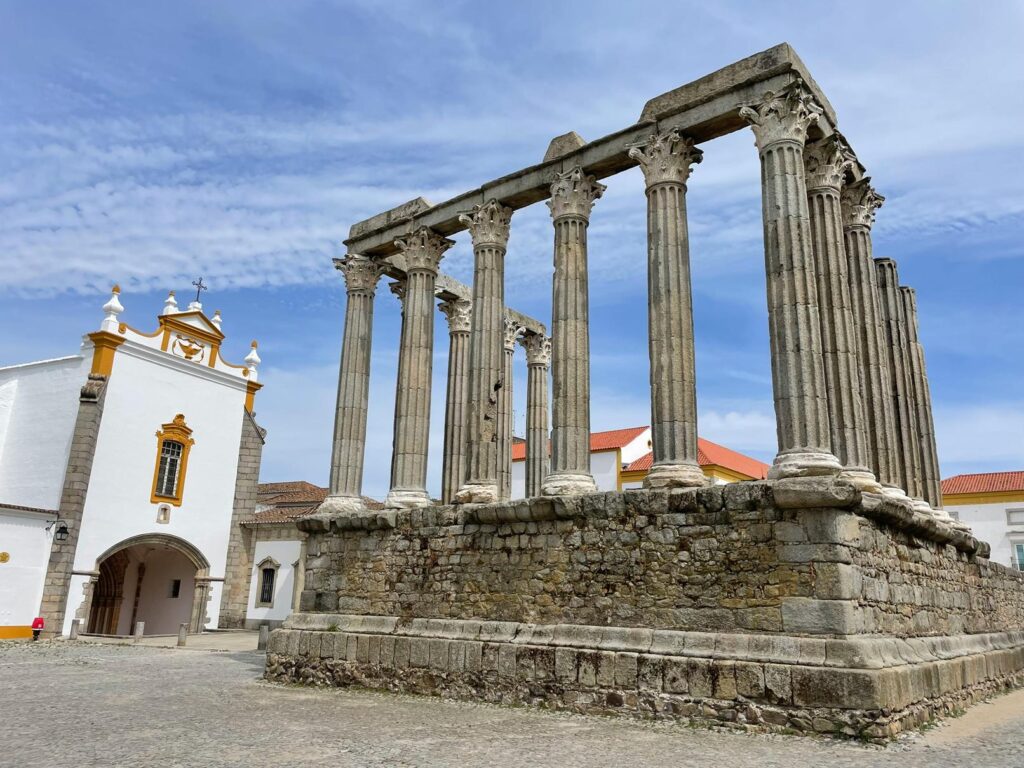 Discover the Roman Temple of Évora during your Alentejo tour.